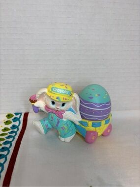 Vintage Crayola 1990 Hallmark Cards Inc. Binney & Smith Easter Bunny Toy Decor
